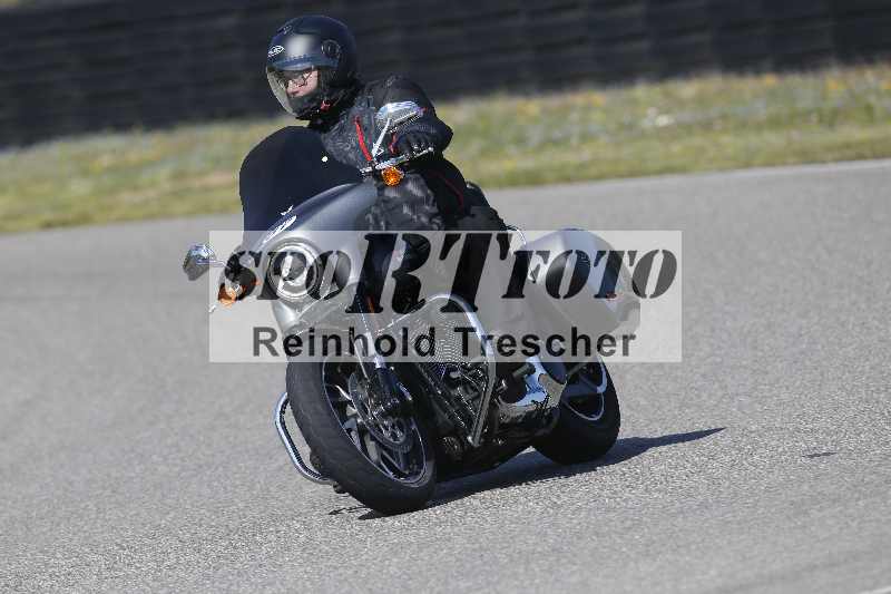 /01 02.04.2026 MAZ ADR/Gruppe gelb Gruppe gruen/87